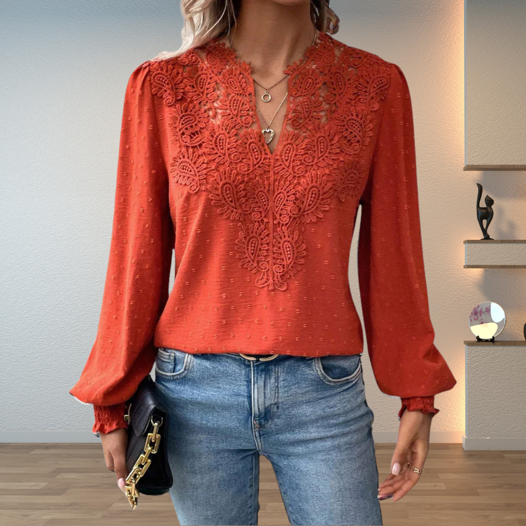 Thea | Elegant lett bluse med blondedetalj – Terrakotta