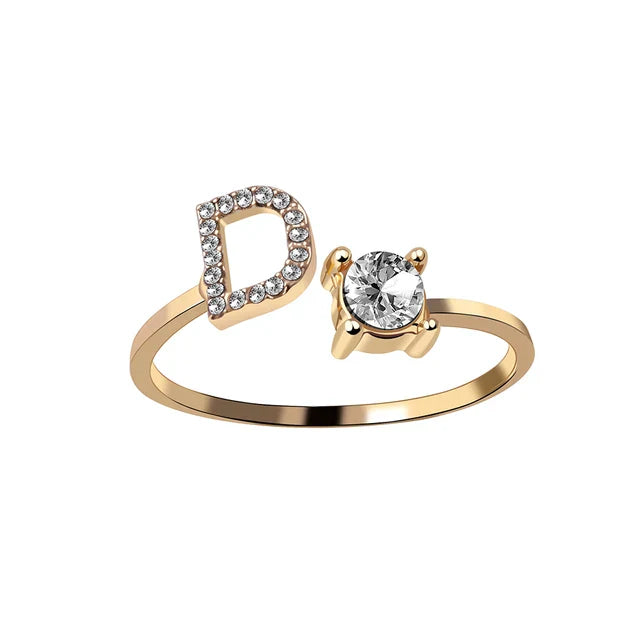 Personlig initialring med solitær diamant