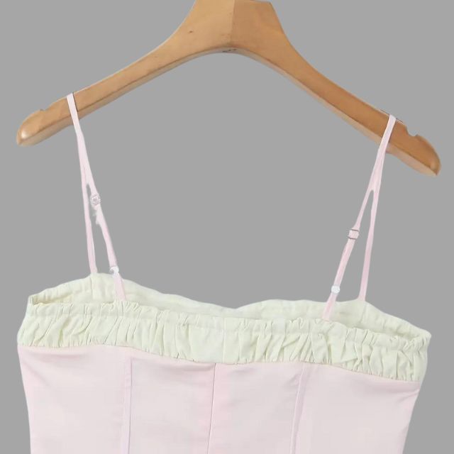 Bustier-topp med volangedetaljer