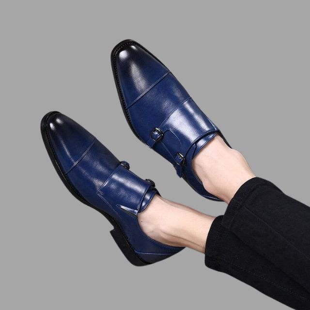 Elegante skinnsko med munkestropper
