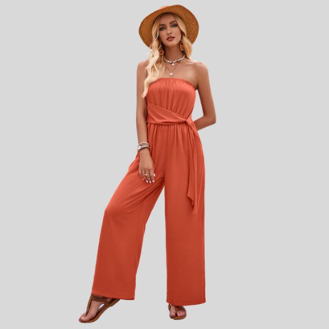 Jumpsuit uten skuldre og med bindebånd i midjen