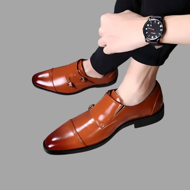 Elegante skinnsko med munkestropper