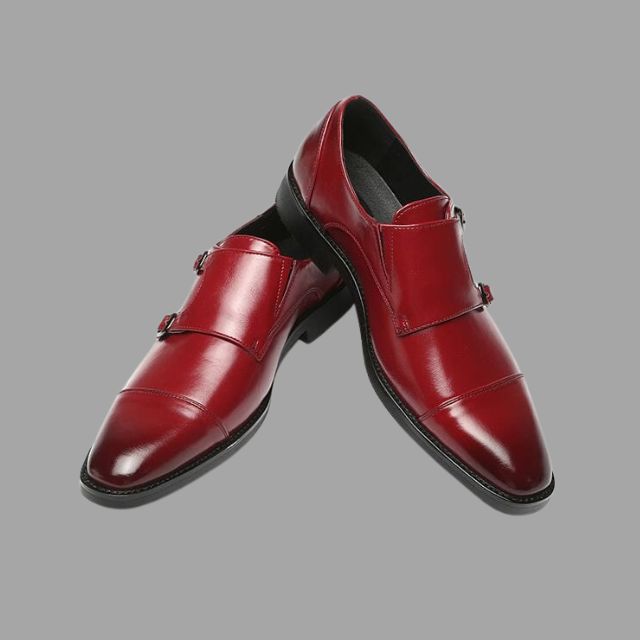 Elegante skinnsko med munkestropper