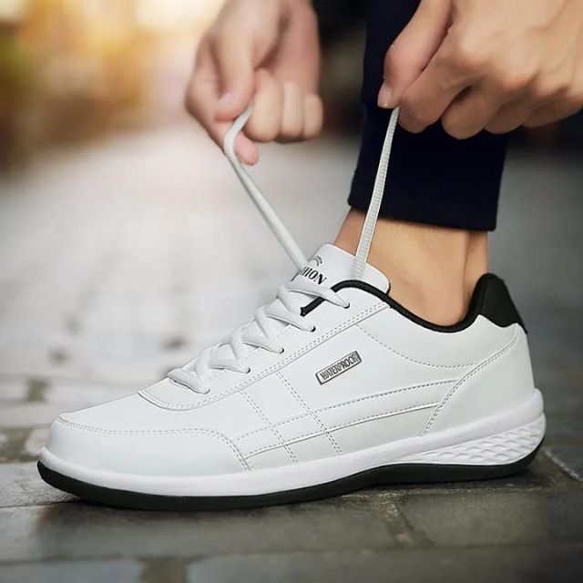 Lave joggesko med striper på siden