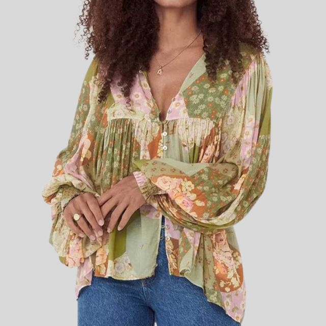 Lappeteppet boho-bluse med knapp