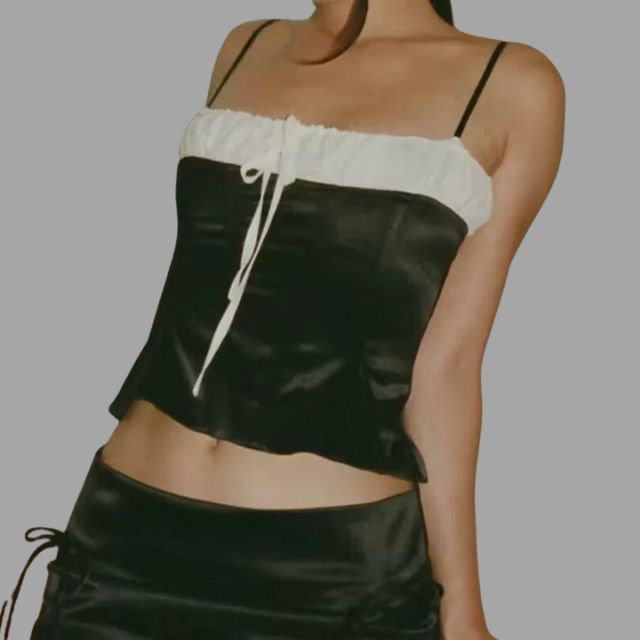 Bustier-topp med volangedetaljer