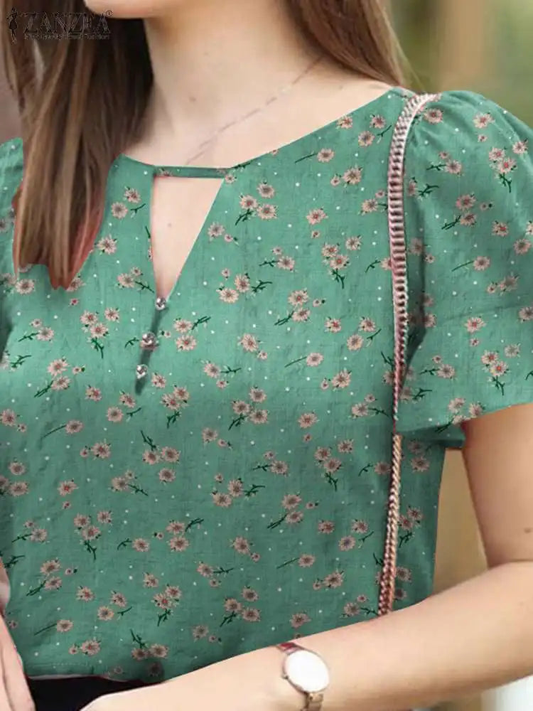Kortermet bluse med bohemsk blomstermønster