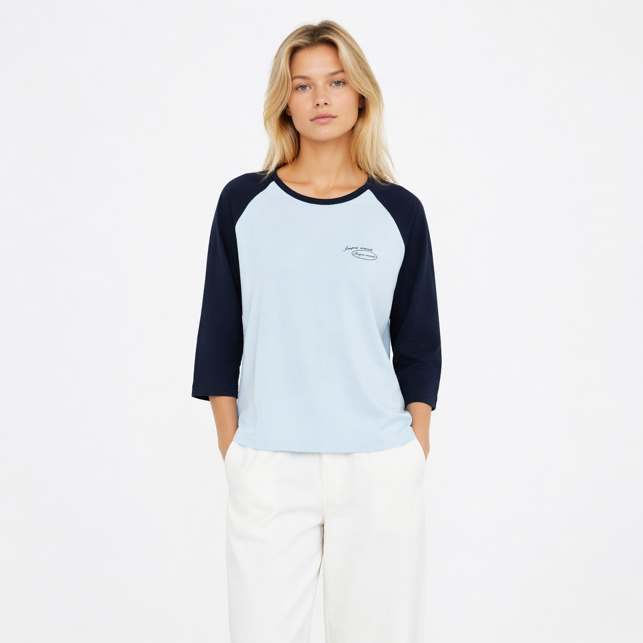 T-skjorte med Raglanermer til Dame – Color Block & Avslappet Sommerstil – Himmelblå