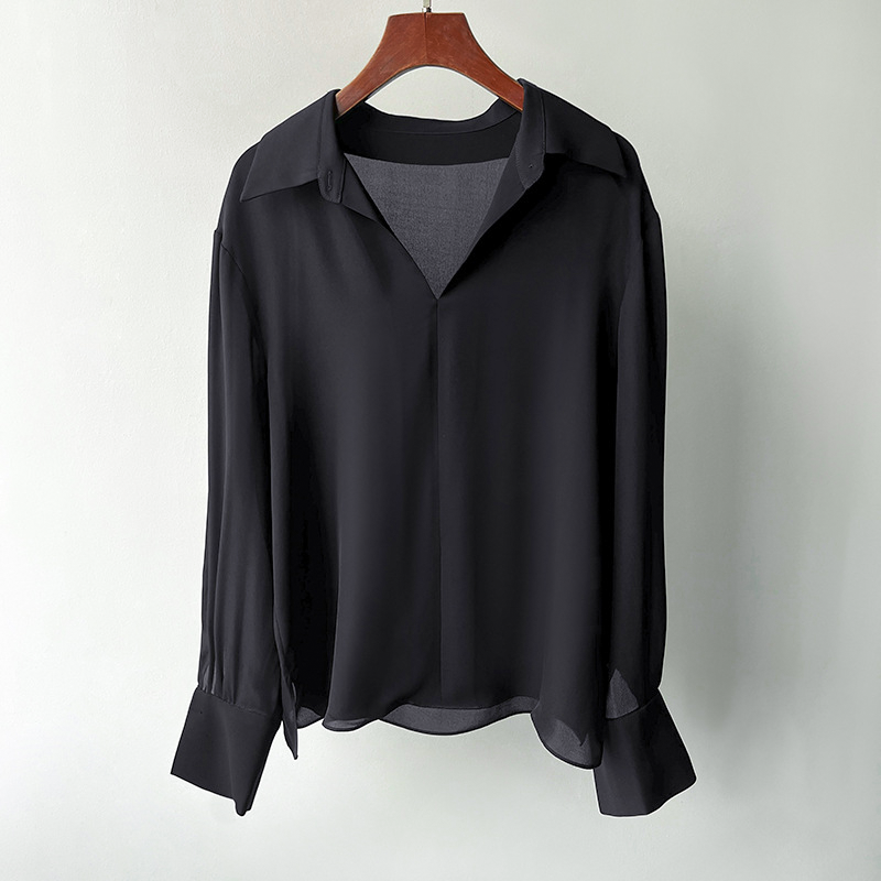Elegant silkebluse