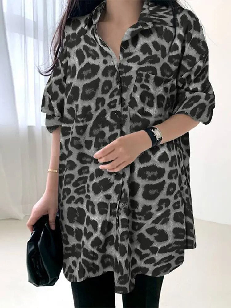 Ledig bluse med leopardmønster og lange ermer for kvinner