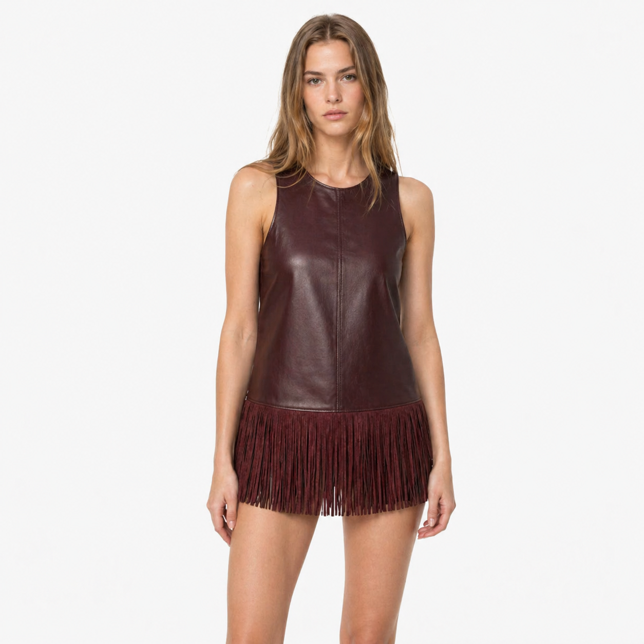 Halter Topp i Faux Skinn – Fringe & Backless Design