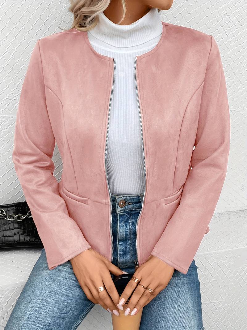 Uformelt ytterplagg med rund halsutringning