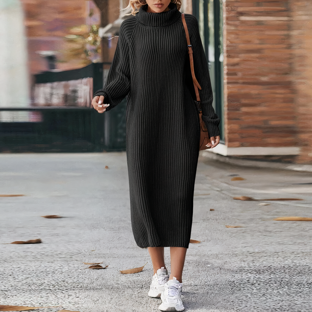 Elegant strikket kjole med lange ermer