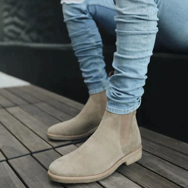 Ferdinand Jones | Chelsea loafers i håndlaget semsket skinn