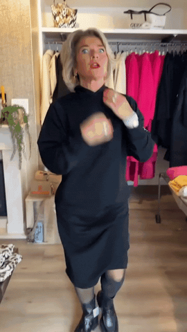 Elena - Kjole med hette
