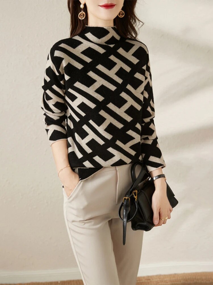 Ribbet genser med turtleneck