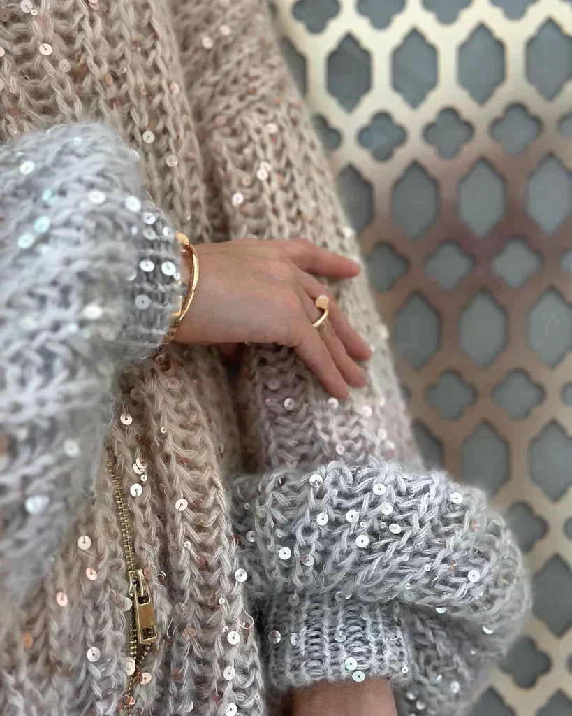 Selina - Den elegante, glitrende cardigangenseren med glitter på siden