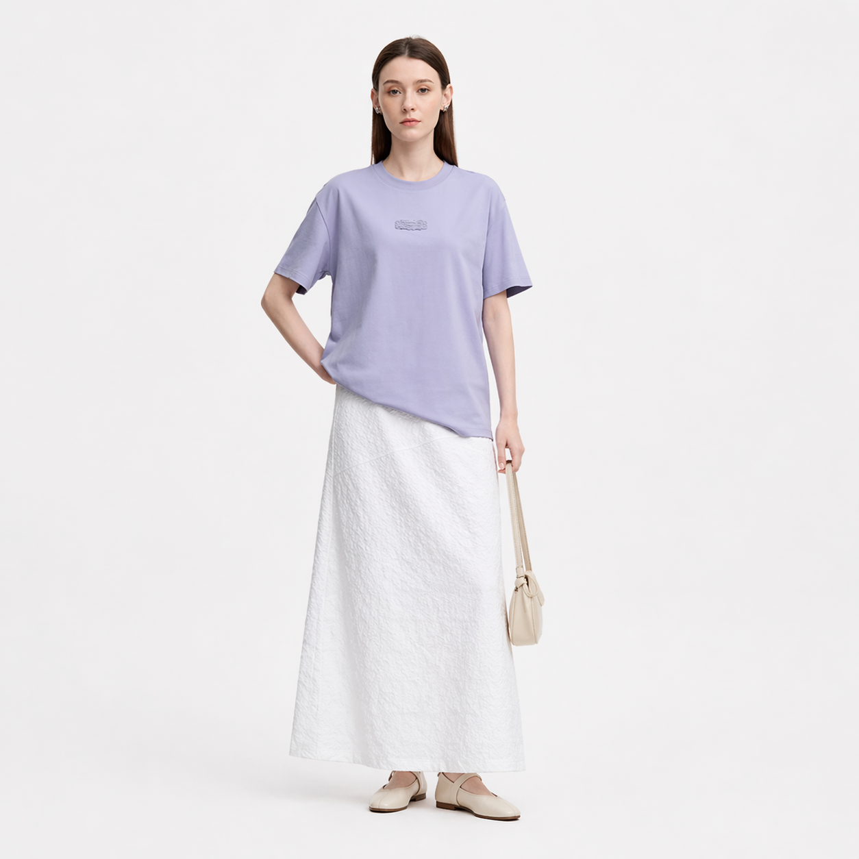 Bomulls T-skjorte til Dame – Løs Passform med Drop Shoulder &amp; Diskré Print