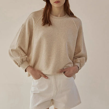 Klassisk sweatshirt med rund hals og ballongermer