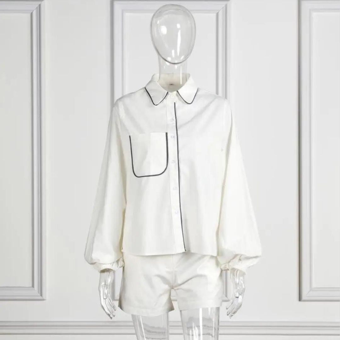 Elegant sett med skjortebluse og shorts