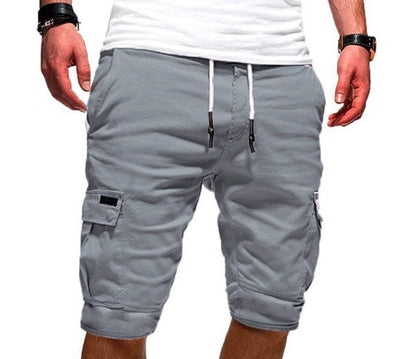 Løse cargoshorts for menn om sommeren