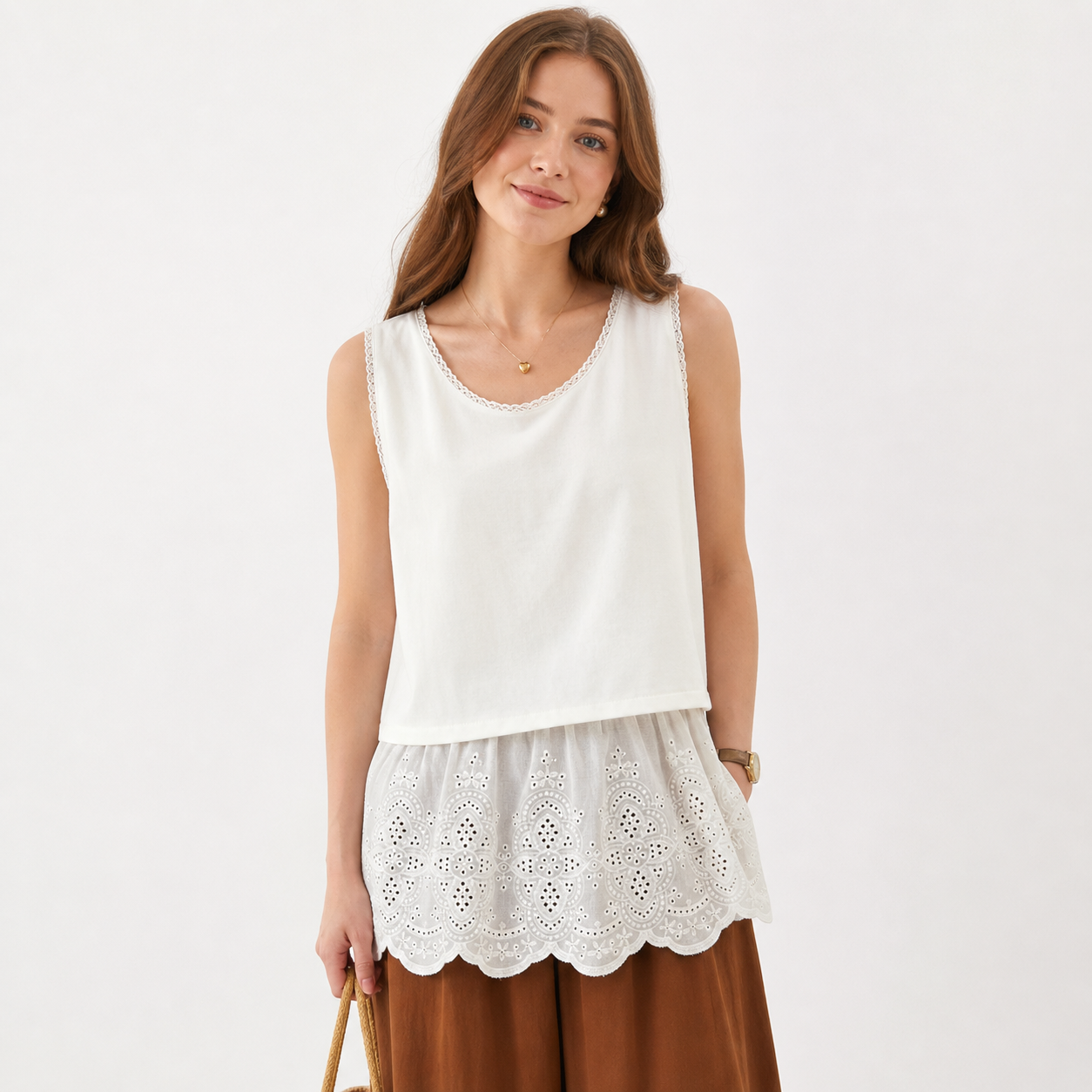 Bomullssinglet til Dame – Mori Girl Stil &amp; Blondedetaljer – Hvit