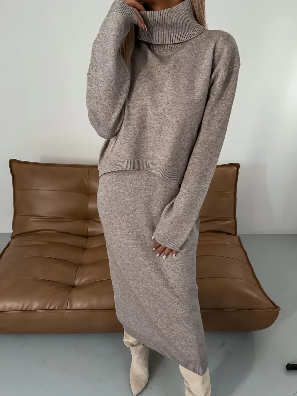 Odette™ Set midikjole med rullekrage