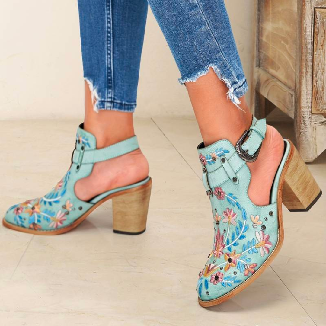 Broderte slingback-hæler for kvinner