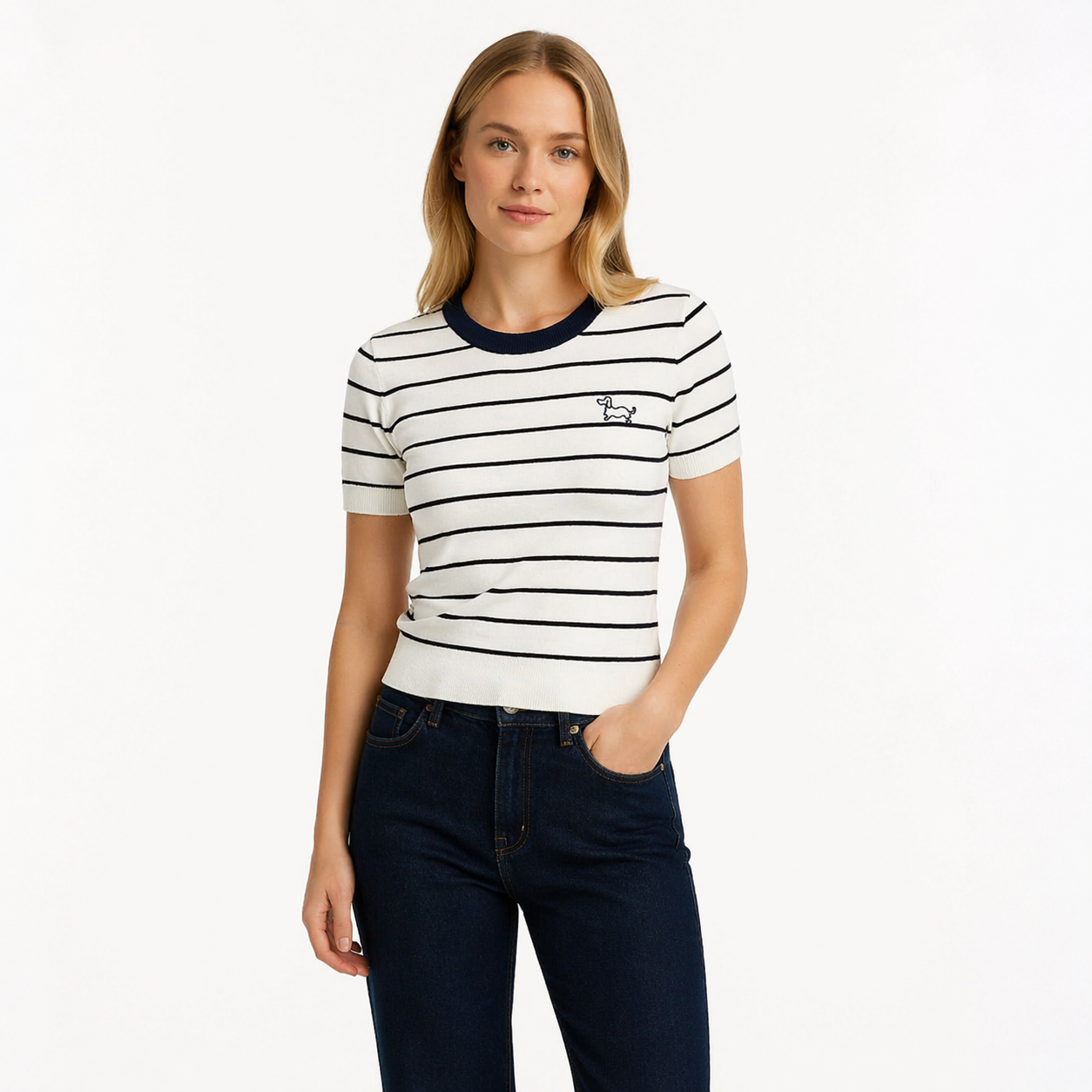 Stripete T-skjorte til Dame – Preppy Stil &amp; Strikket Komfort – Blåhvit Stripet