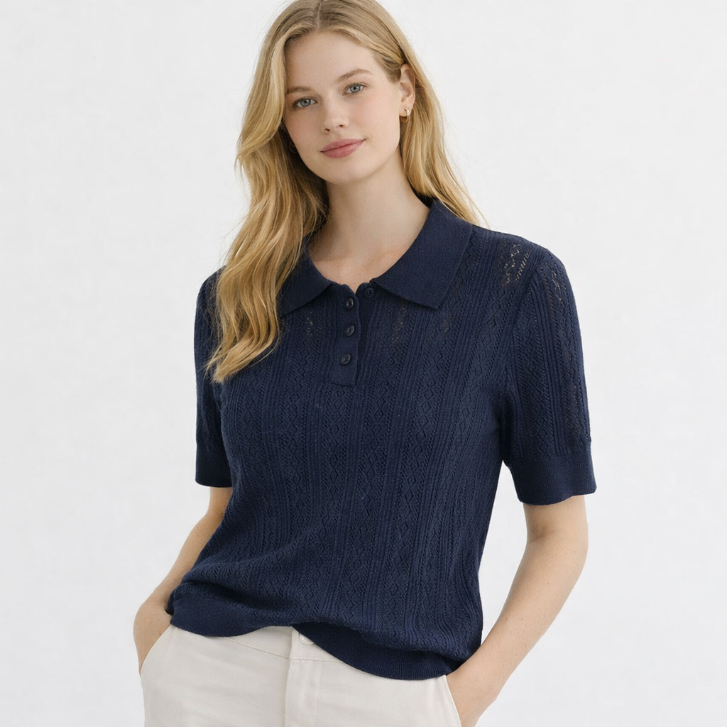 Strikket Topp med Hulldetaljer – Elegant Koreansk Inspirert Sommertopp til Dame
