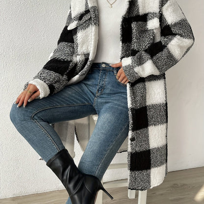 Elegant rutete teddyfrakk