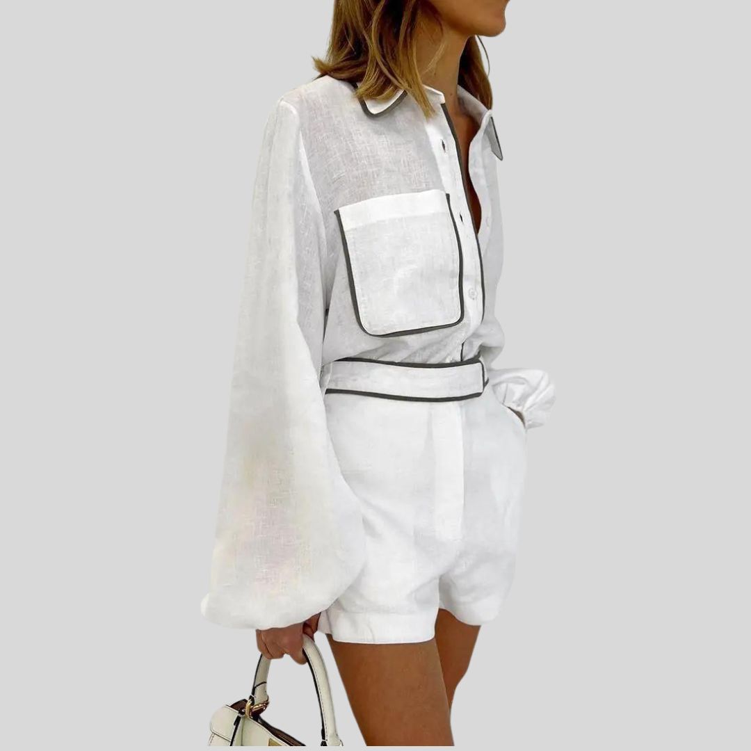 Elegant sett med skjortebluse og shorts