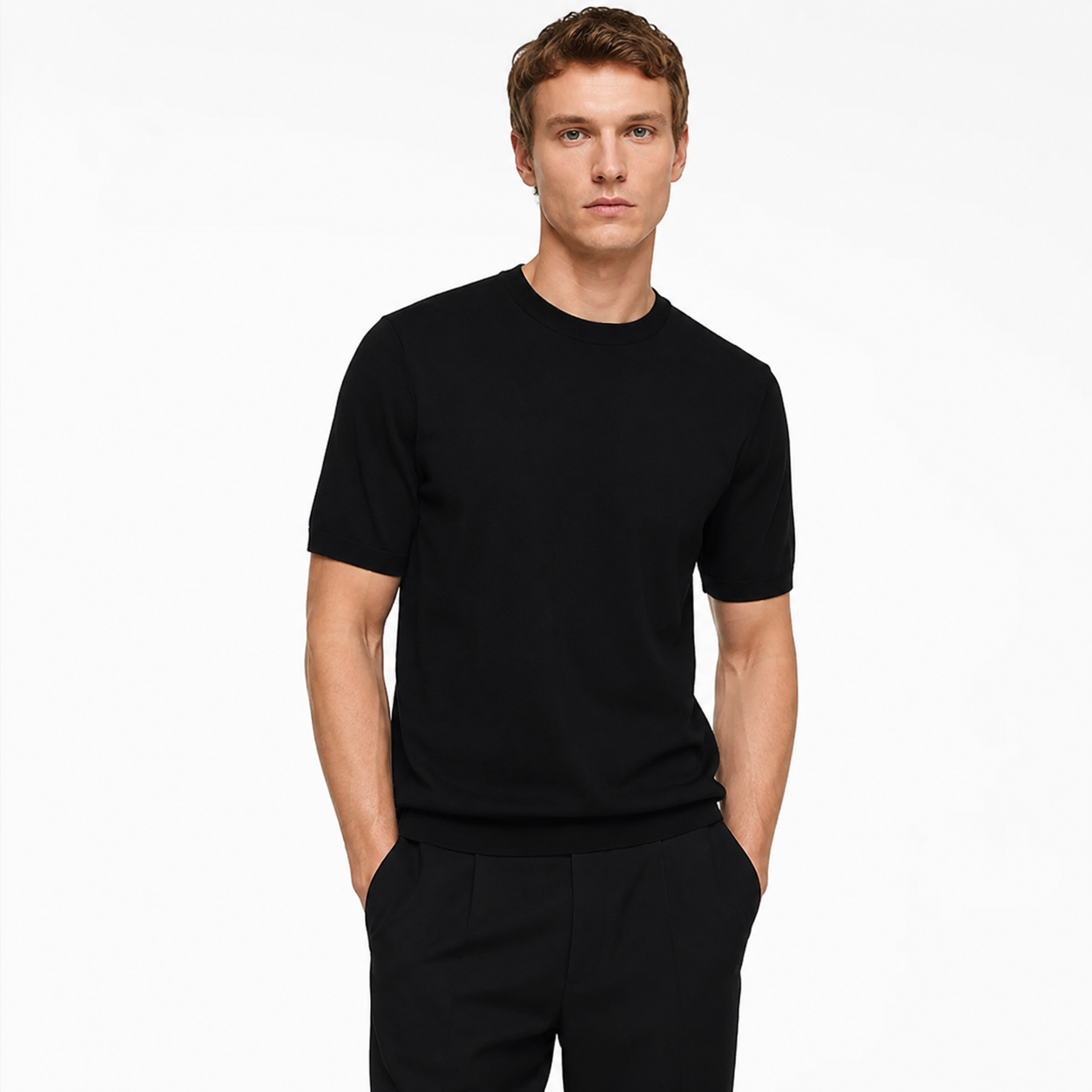Strikket T-skjorte til Herre – Rund Hals i Ullblanding for Business Casual Stil – Svart