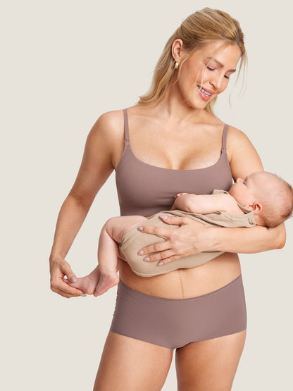 Ammebh uten bøyle i ribbestrikk – myk ammebralette med avtakbare innlegg