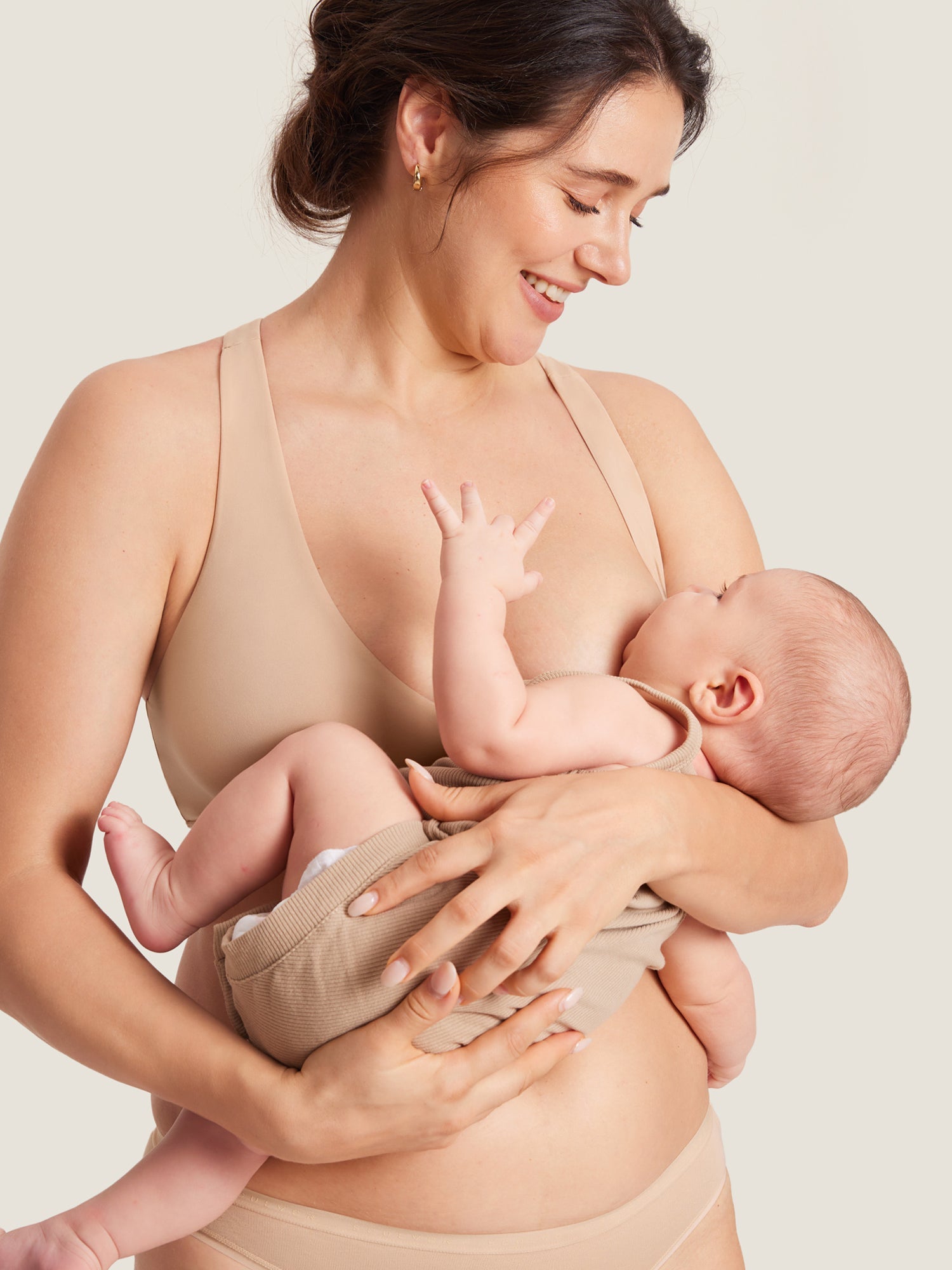Ammebh med racerback og omslag – sømløs ammebralette Inbarely®
