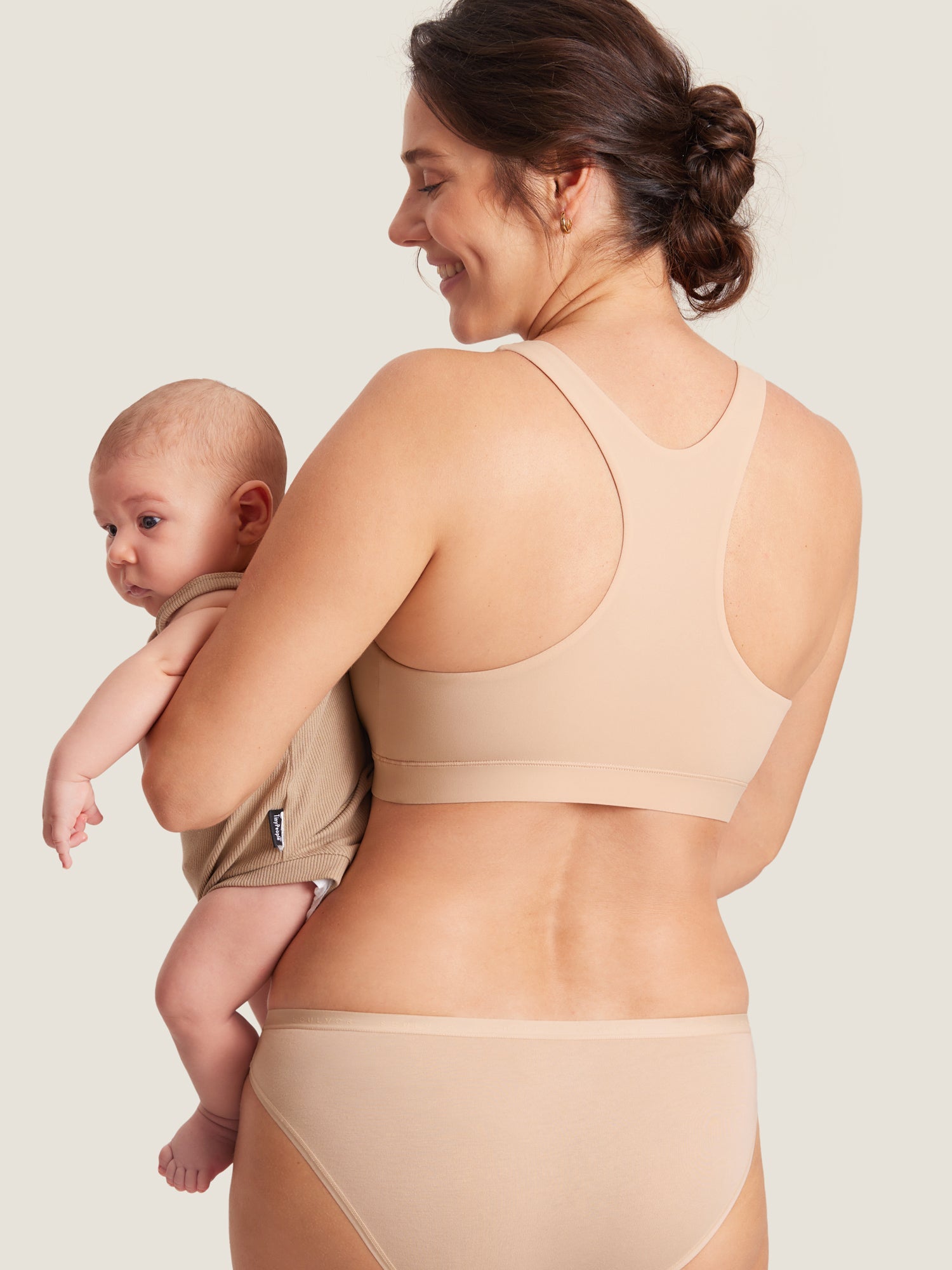 Ammebh med racerback og omslag – sømløs ammebralette Inbarely®