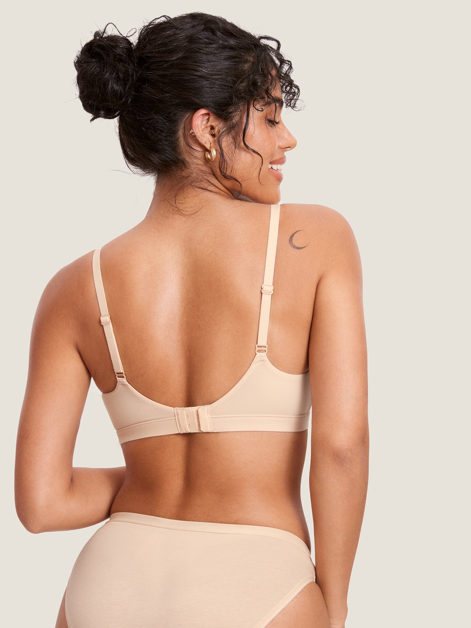 Sømløs ammebh med rund hals – Inbarely® ammebralette uten bøyle