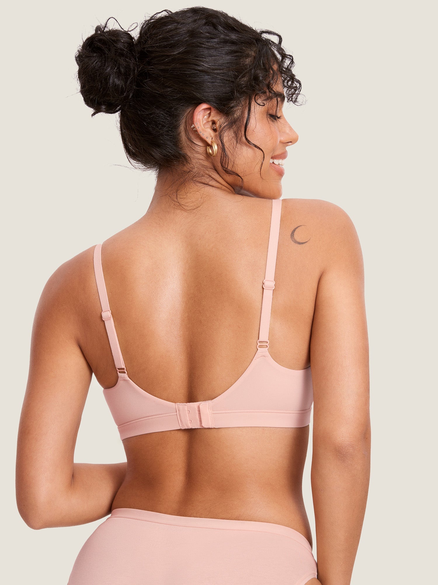Sømløs ammebh med rund hals – Inbarely® ammebralette uten bøyle