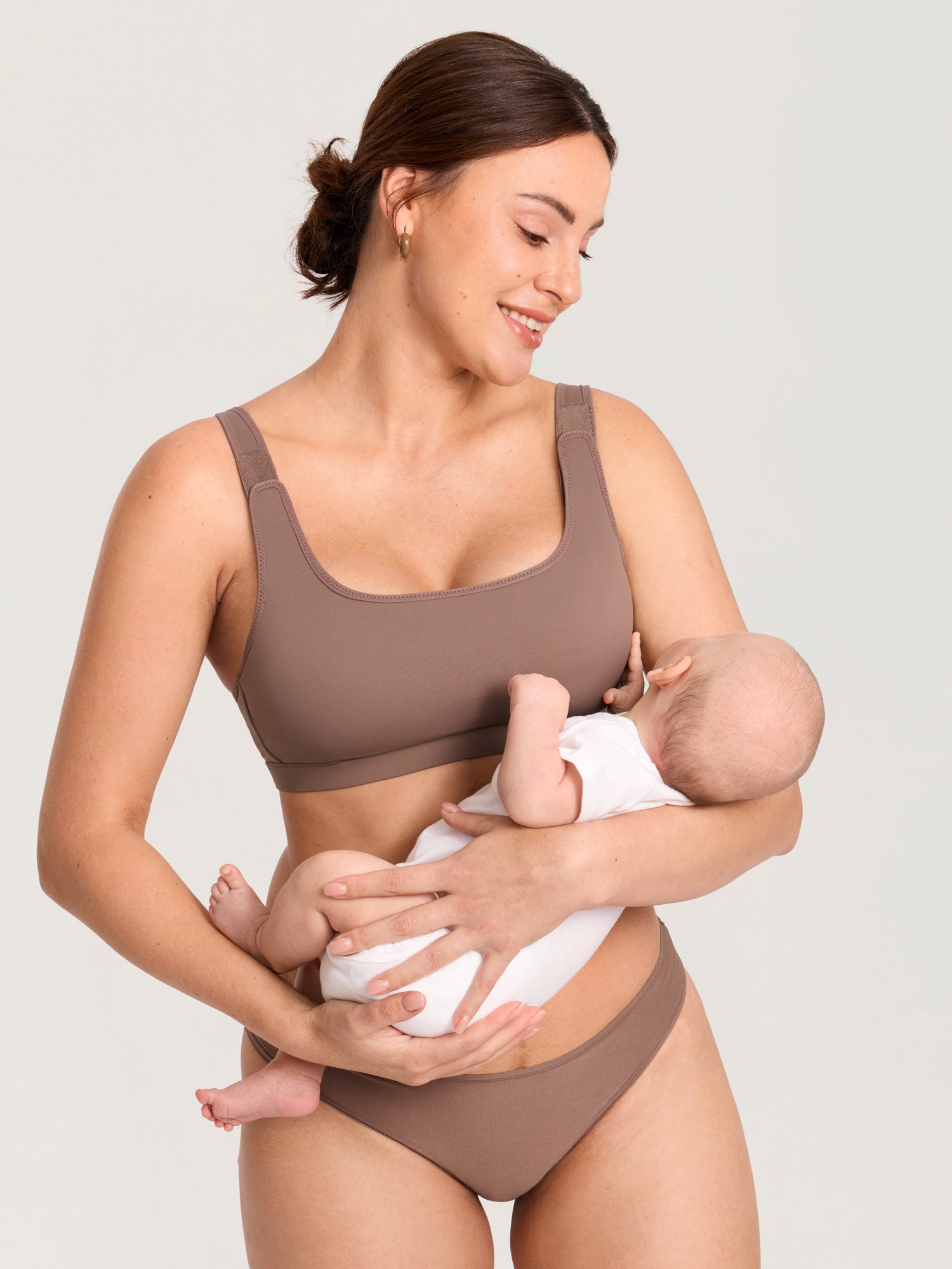 Handsfree pumpe-BH og ammebh i ett med borrelås – Natrelax®