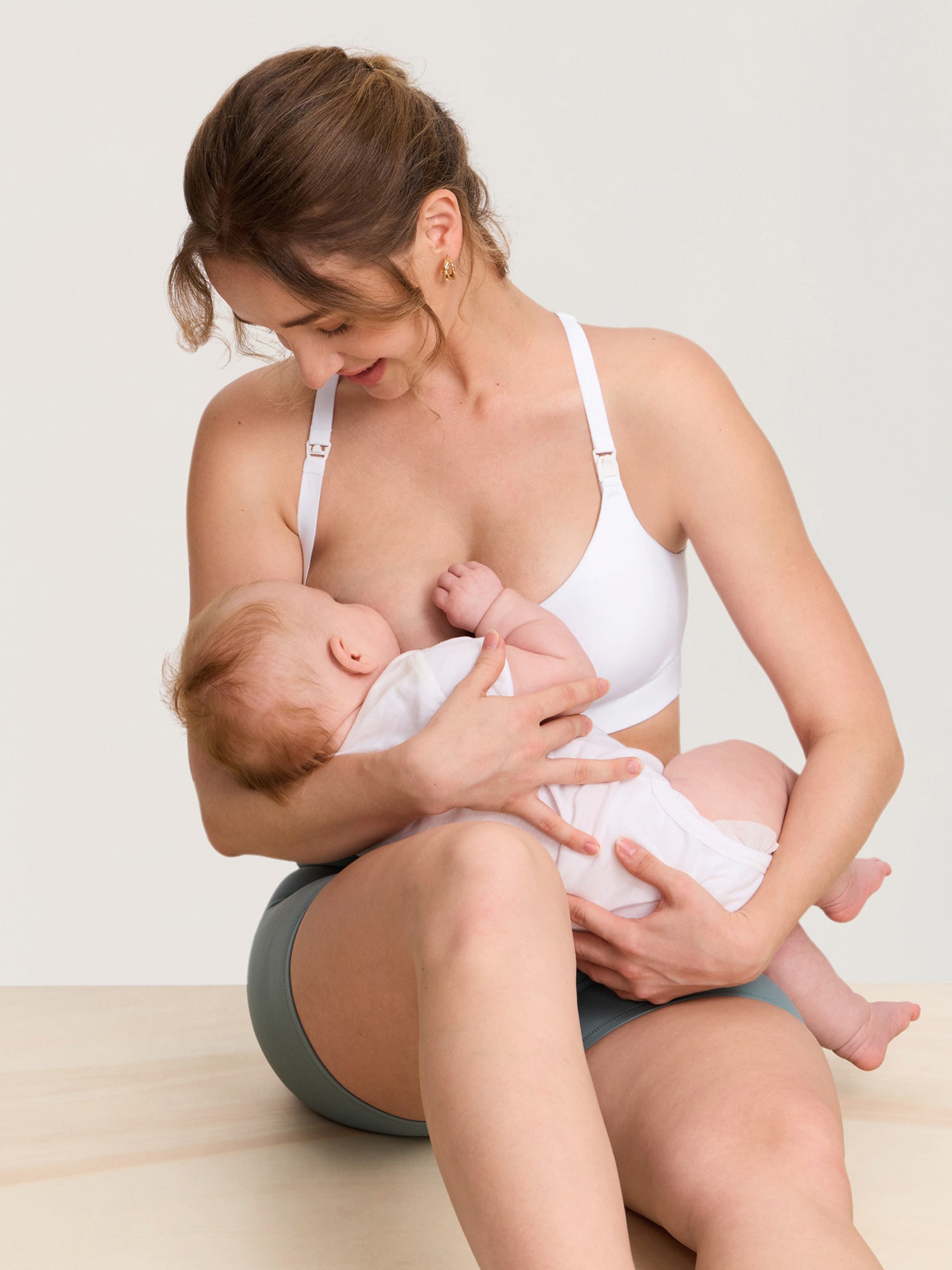 Ammebh med justerbar Y-rygg – Natrelax® ammebralette uten bøyle