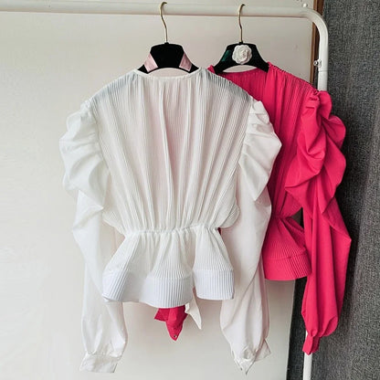 Hvit lang bluse med V-hals