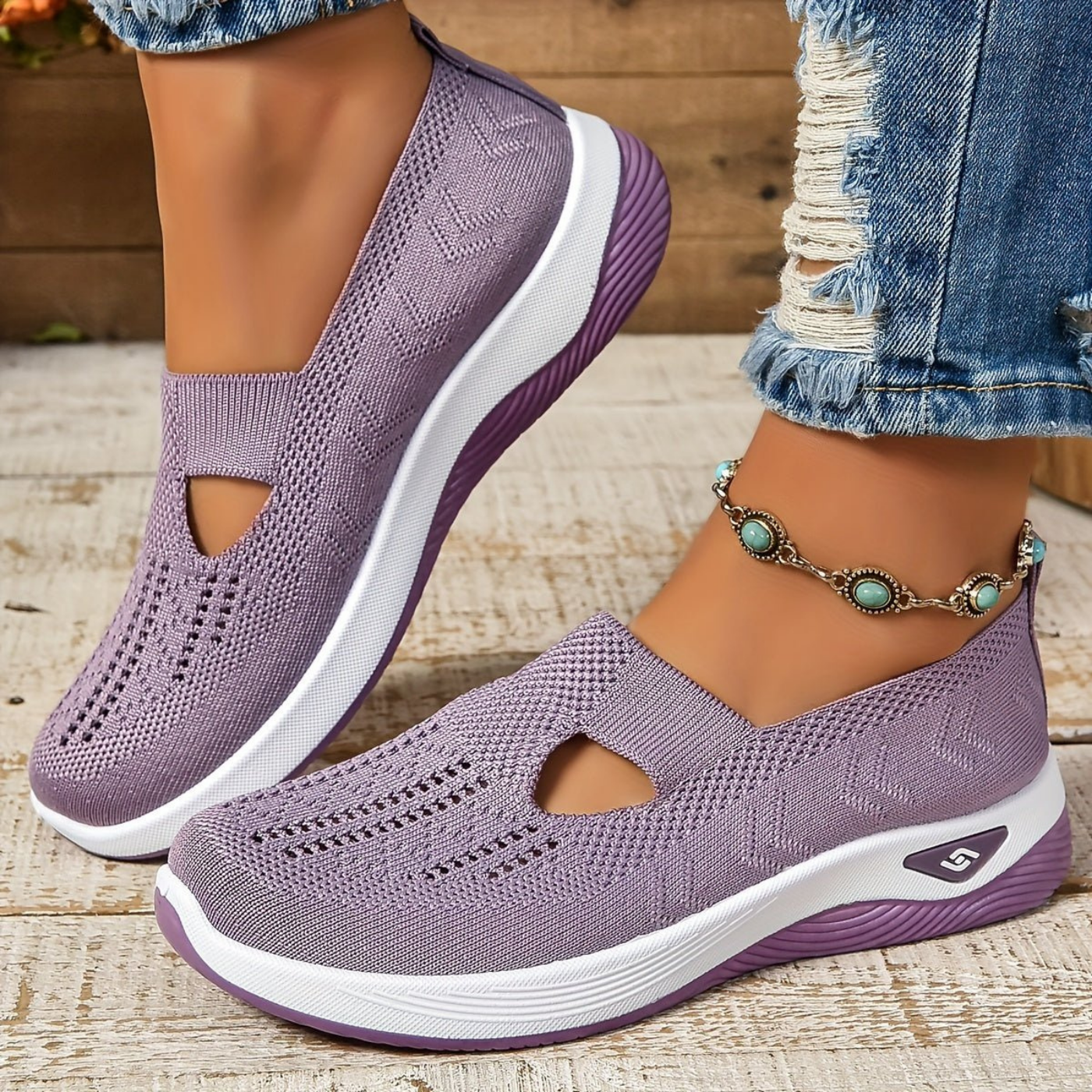 Caris | Pustende slip-on-kilesneakers i strikk med utskjæringer