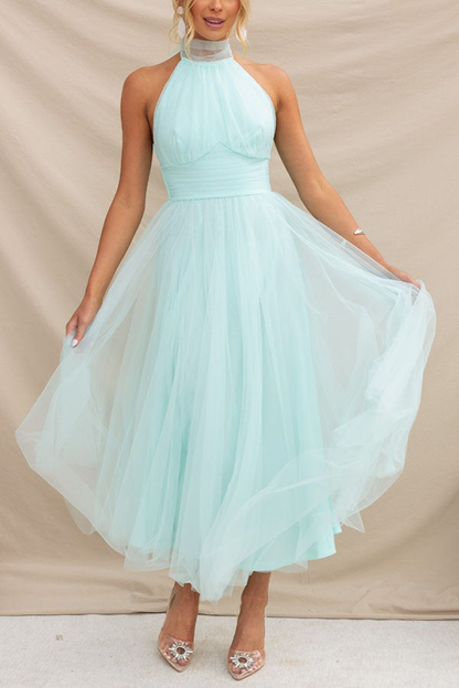 Celestia | A-formet midikjole i chiffonmesh med halterneck og rynket liv