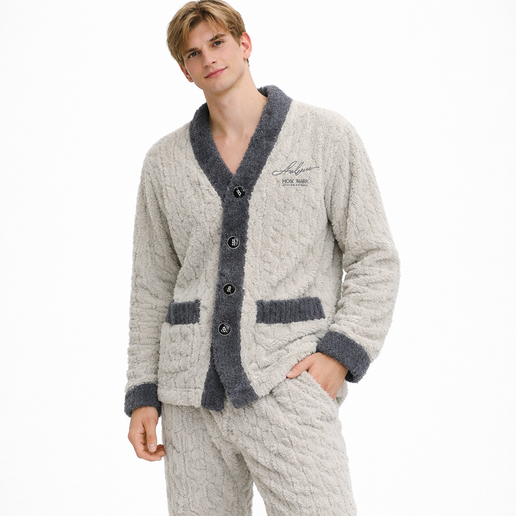 Herrepysjamas i korallfleece – varm 2-delt flanellsett (cardigan + bukse) for vinter – Lysegrå