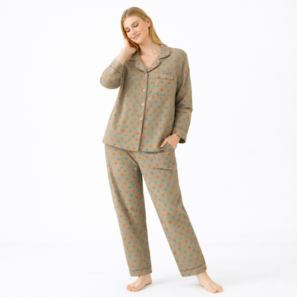 Jacquard Pysjamasett i Bomull (Garnfarget) – 2-delt Langermet Sett med Etnisk Mønster | Høst Loungewear