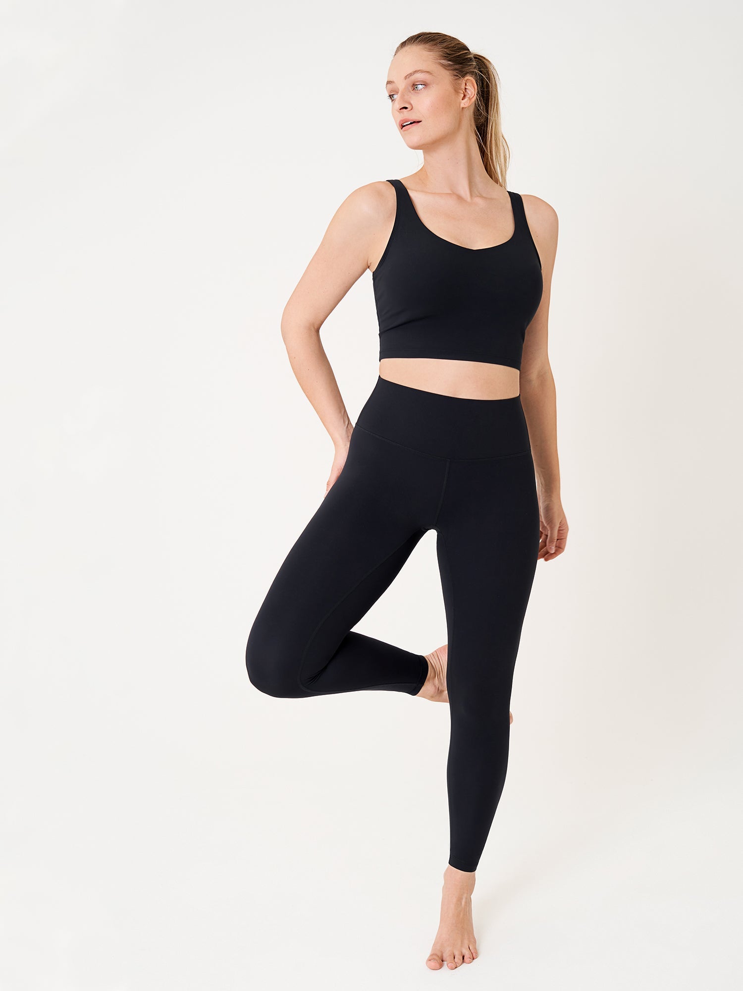 Ammetopp i croptop-modell – Natrelax® ammesinglet med innlegg