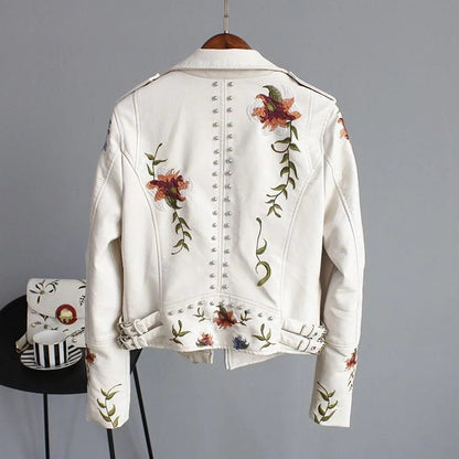 Svart vegansk skinnjakke med blomsterbroderi for kvinner