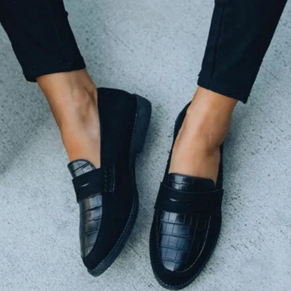 Harlow | Penny-loafers i svart skinn med krokodilleprege
