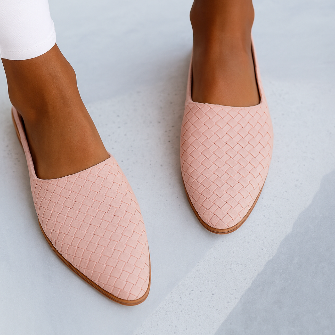 Kessa | Flate slingback-sandaler i vevd skinn med spiss tå