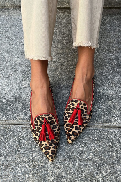 Lena | Spisse flate sko i khaki semsket skinn med leopardmønster og dusk – 5